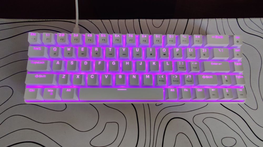 Механічна клавіатура біла червоні свічі перемикачі HXSJ V800.