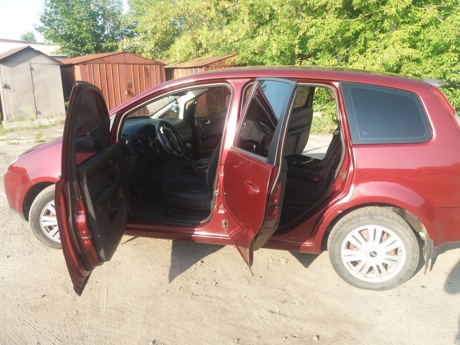 Продам авто форд с-мах