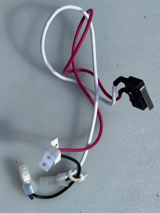 Czujnik krańcowy/mikroprzełącznik z wiązką przewodów FoodSaver FFS005X