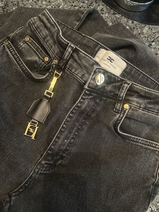Spodnie jeans Elisabetta Franchi z brelokiem r.30