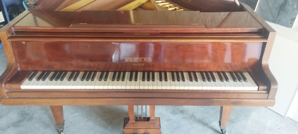 Piano de cauda Pleyel