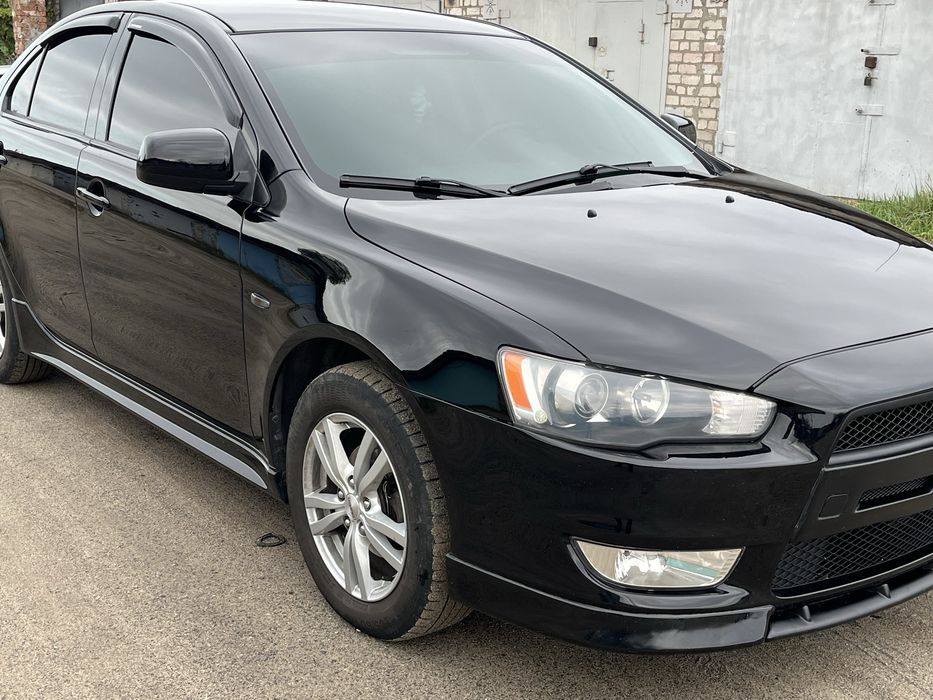 Продам Mitsubishi Lancer X 2.0 (Митсубиси Лансер 10 2.0)