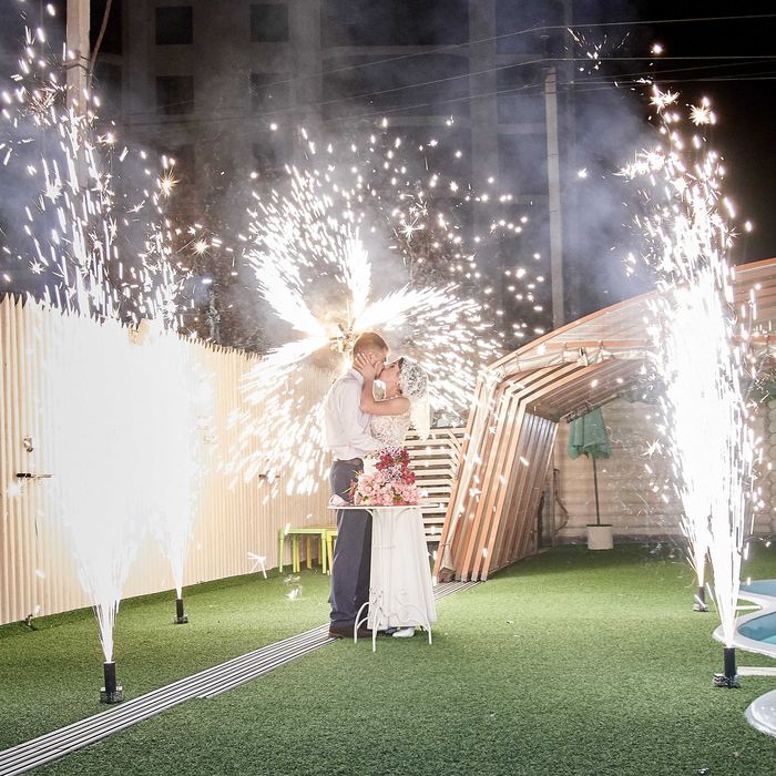 Важкий Дим/Генератор КОНФЕТТІ/Холодні ФОНТАНИ/Бульбашки з димом Димні