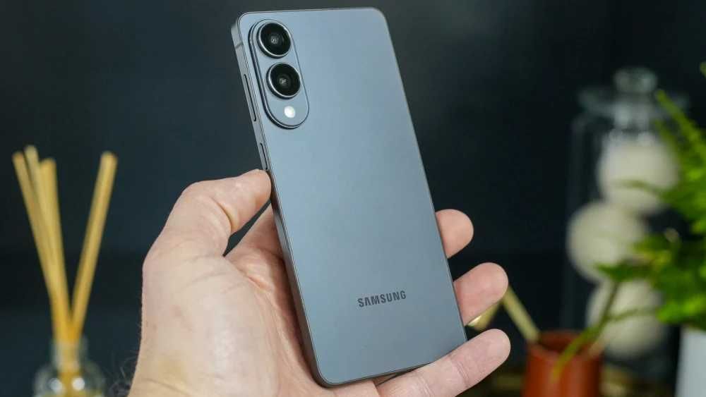 Samsung S25 Edge (O Ultrafino!) - Estado NOVO + Extras