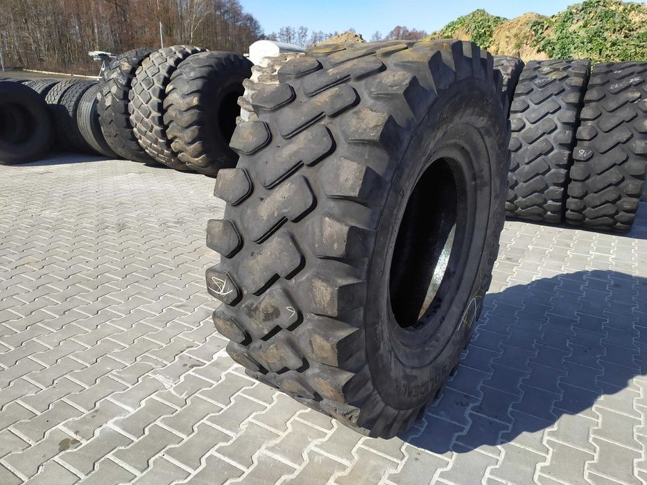 20.5 25 Opona przemysłowa SOLIDEAL LOAD MASTER Ładowarka 20.5R25