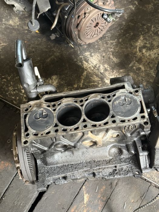 Низ двигуна в зборі Renault Kangoo,Clio,Megane,Scenic 1.9 D F8Q 97-03