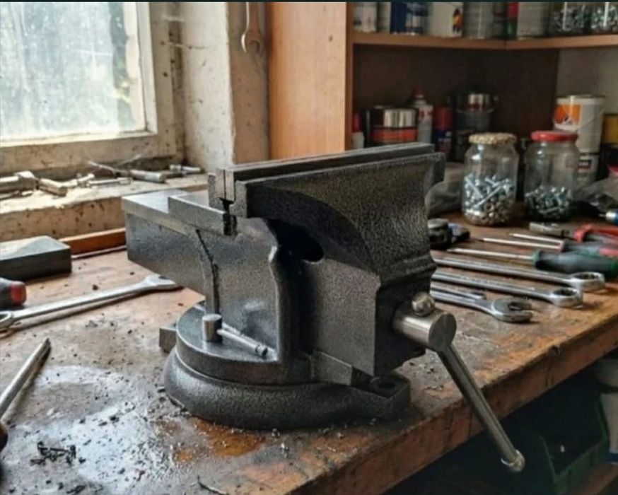 Imadło Ślusarskie Warsztatowe 125mm Obrotowe z Kowadło Żeliwne Stołowe