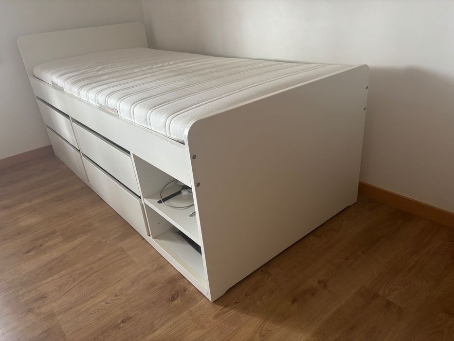 Cama solteiro Branca