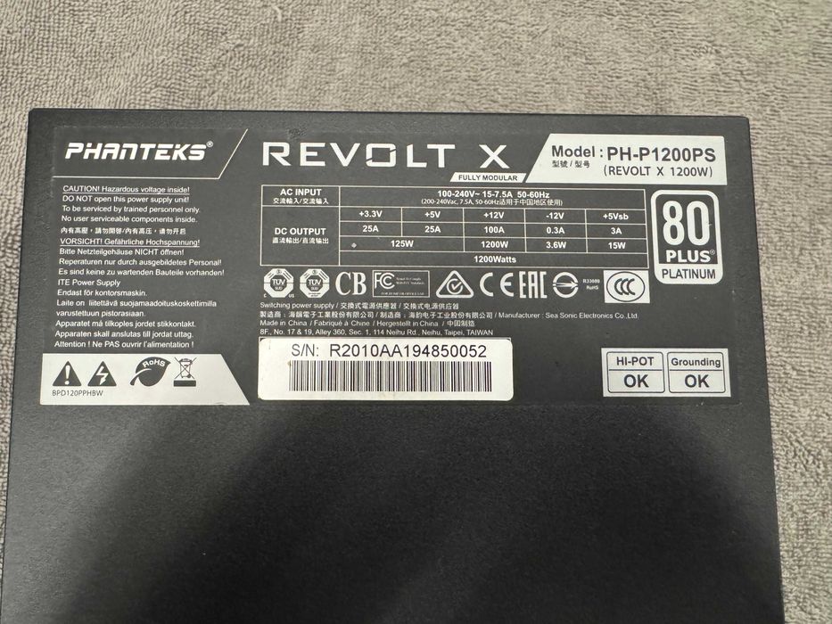 Phanteks Revolt X 1200W 80 Plus Platinum Full Modular