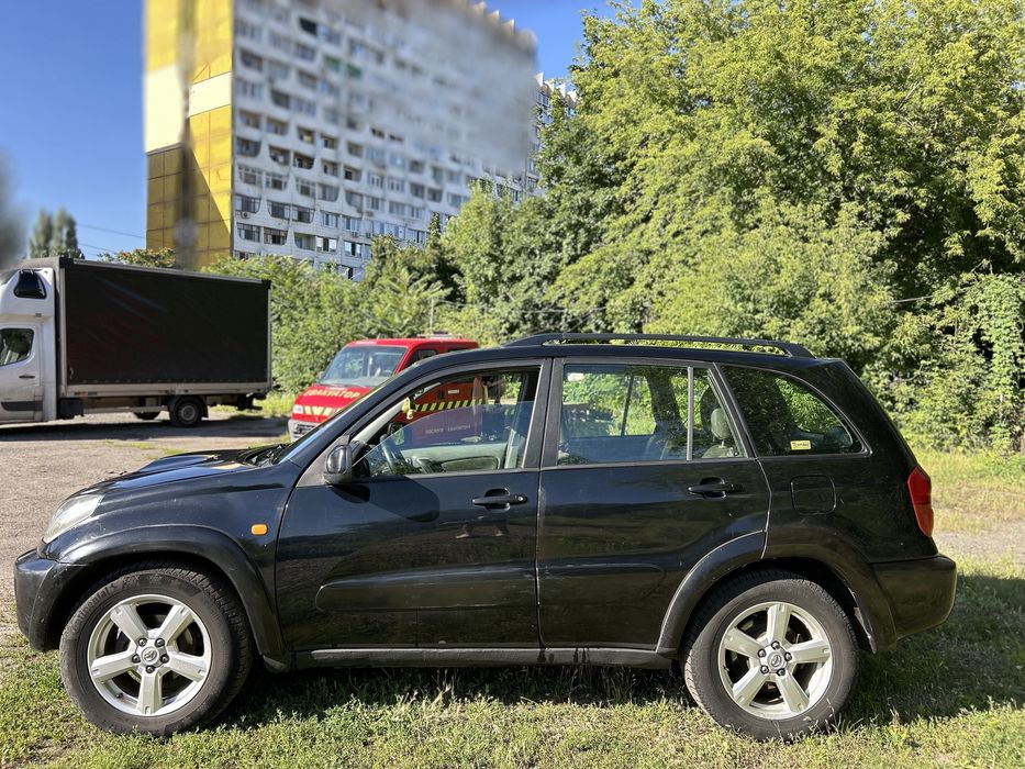Продам Toyota RAV 4 2005  4x4