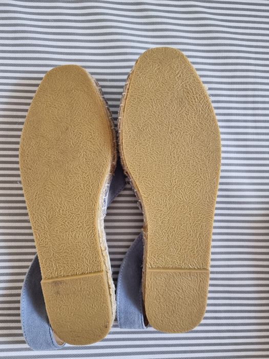 Ескадрильї, босоніжки