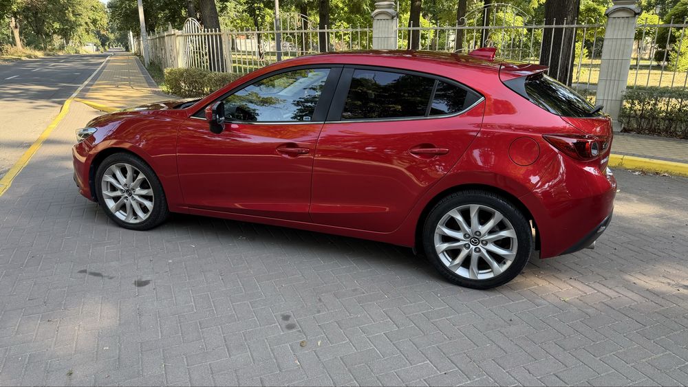 Mazda 3 Grand Touring