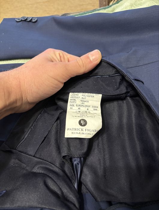 Продам мужской костюм в идеальном состоянии