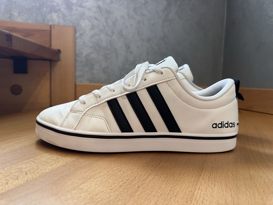 Кросівки adidas 29 см устілка