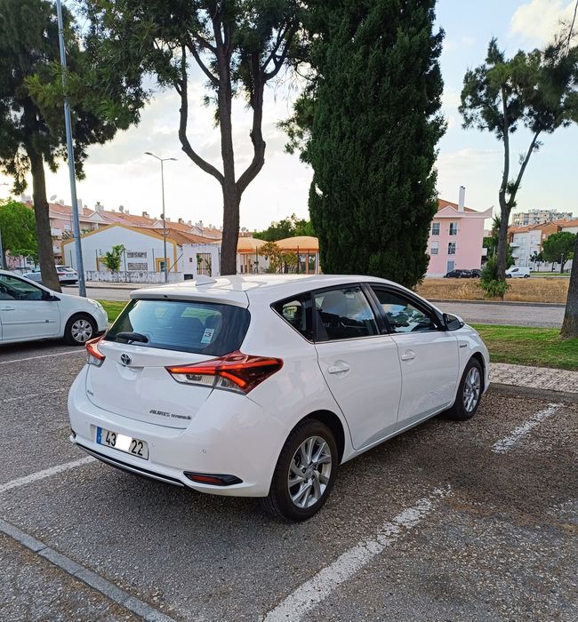 Toyota Auris Híbrido