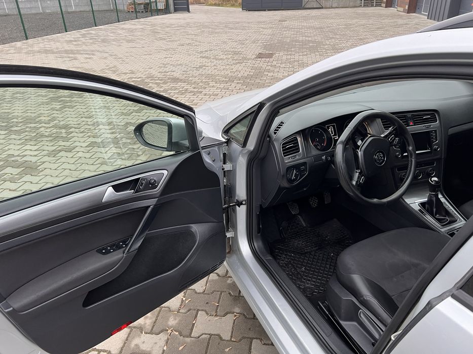 Volkswagen  Golf 7, 2014 рік