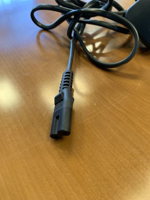 Electric Cable with Foreign Socket Adapter443349288145408003