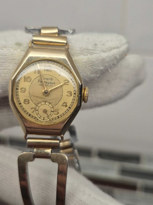 Zegarek damski *Girard Perregaux* vintage
