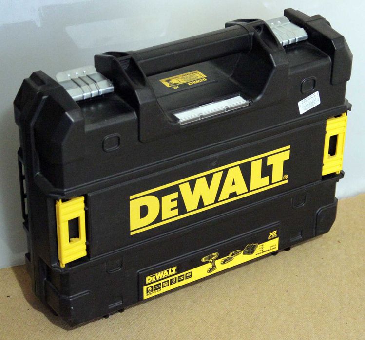 Шуруповёрт аккумуляторный DeWALT DCD777S2T, Original