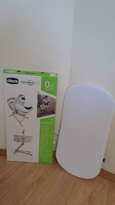 Conjunto ChiccoBabyHug 5 em 1 Pro (bom estado+acessórios:mesa+colchão)