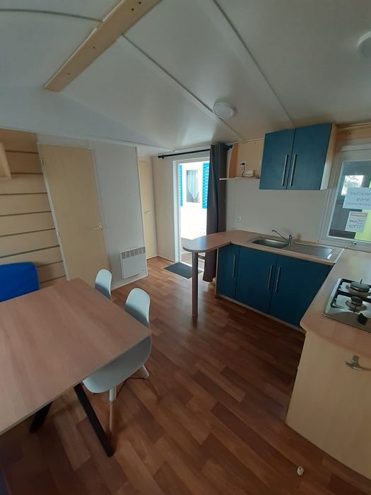 * MOBILE HOME USADA IRM MERCURE DE 8X4 METROS EM ALBUFEIRA.