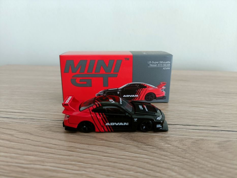 Mini GT Mazda RX 7 LB i Nissan Silvia s15 LB ADVAN