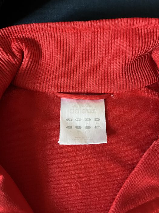 Czerwona bluza Adidas