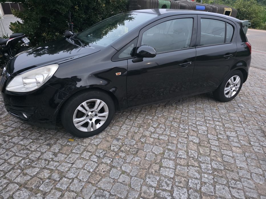 Corsa D 1.2 125000km