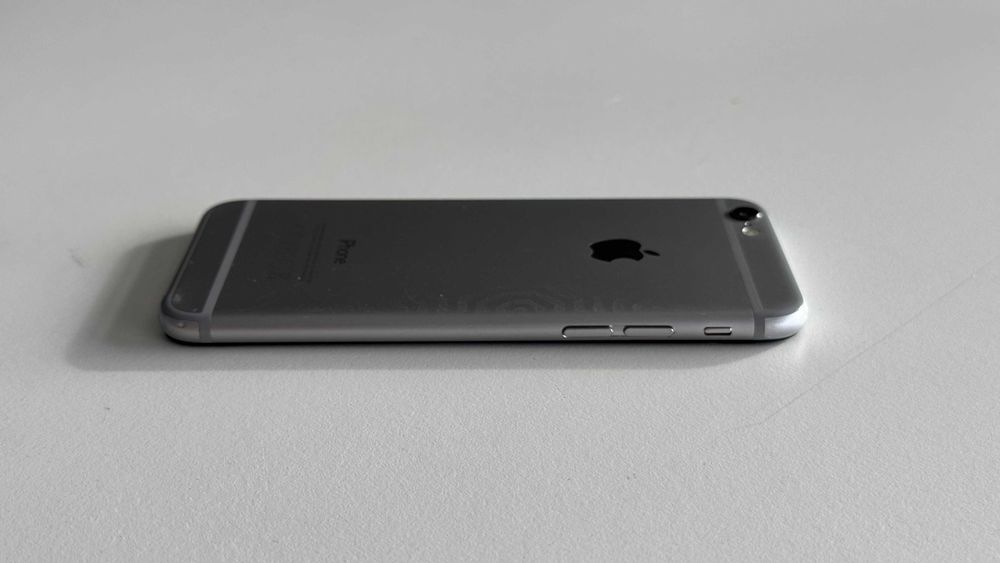 Apple iPhone 6 (64 GB) – Cinzento