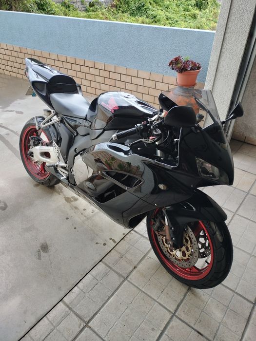 Honda CBR 1000 fireblade rr 2005