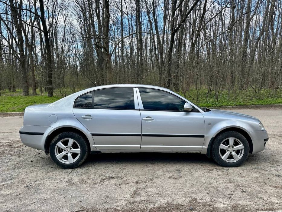 Skoda Superb 2008 год  1.8