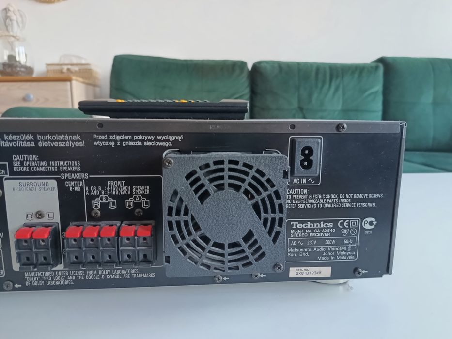 Technics SA AX540 pilot.