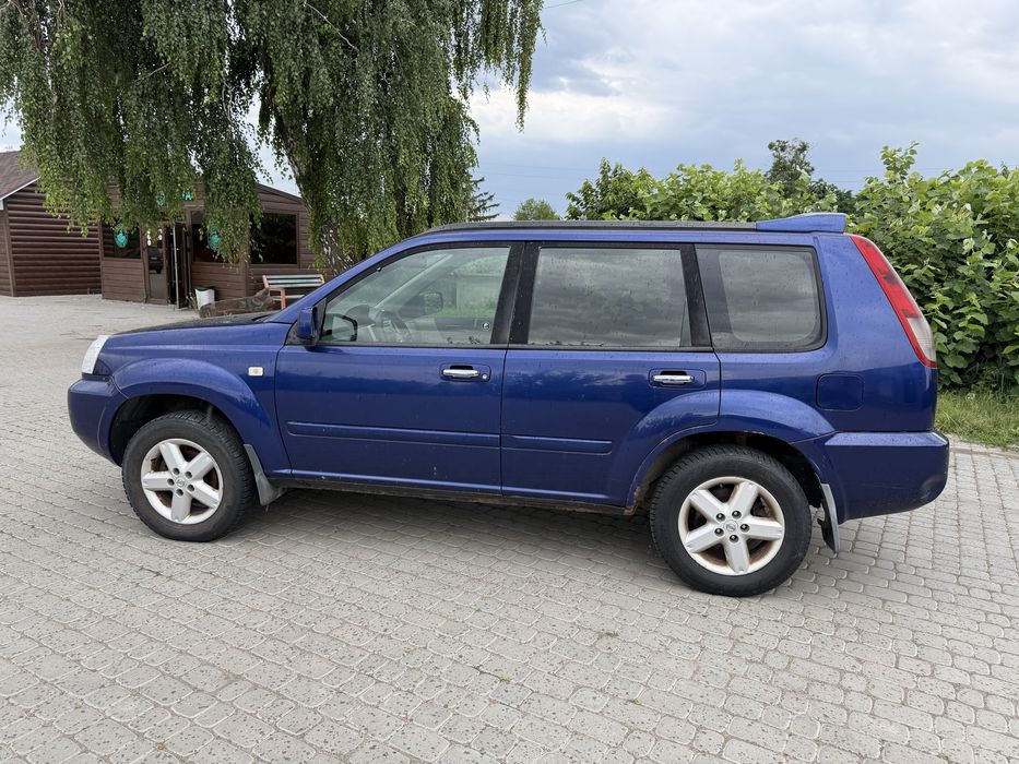 Nissan X trail 2.2 механіка 6 ступка