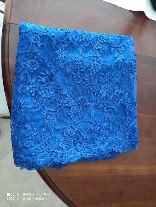 Renda azul de alta costura nova