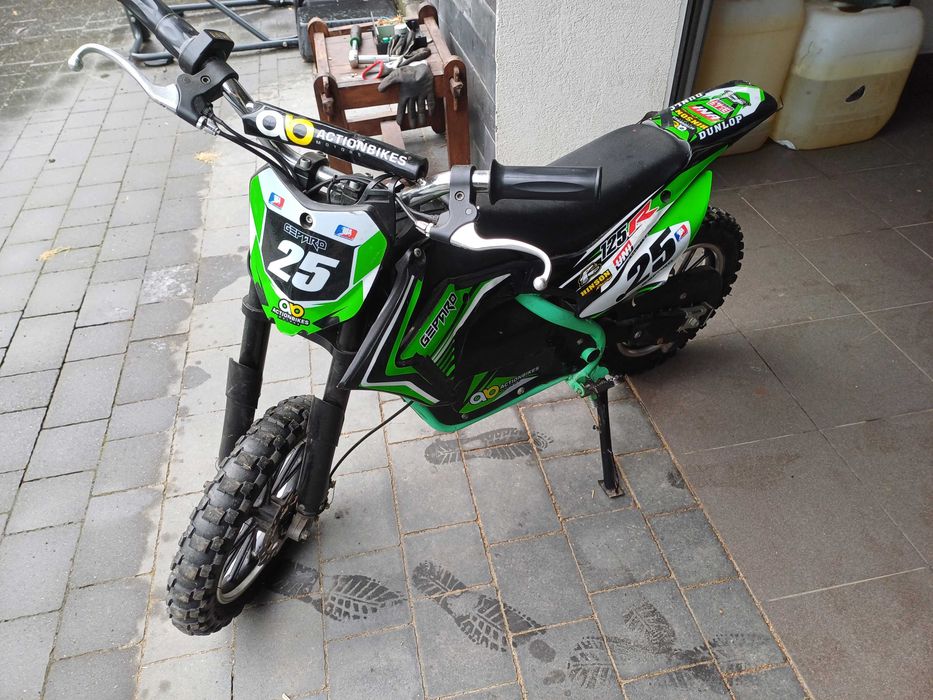 Cross mini elektryczny