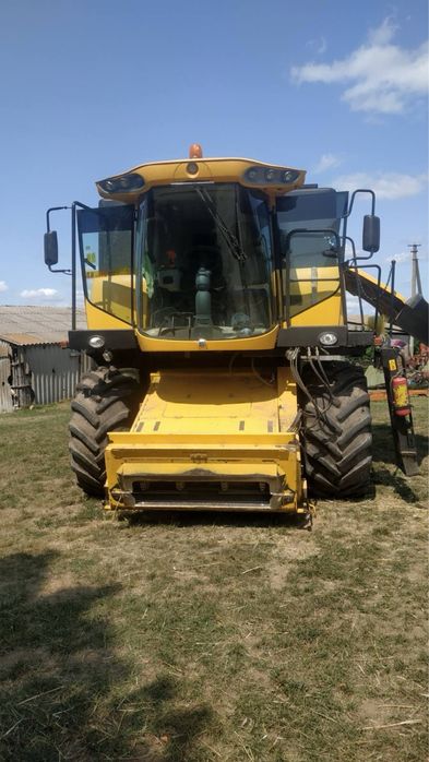 Комбайн Hew Holland CX 6090