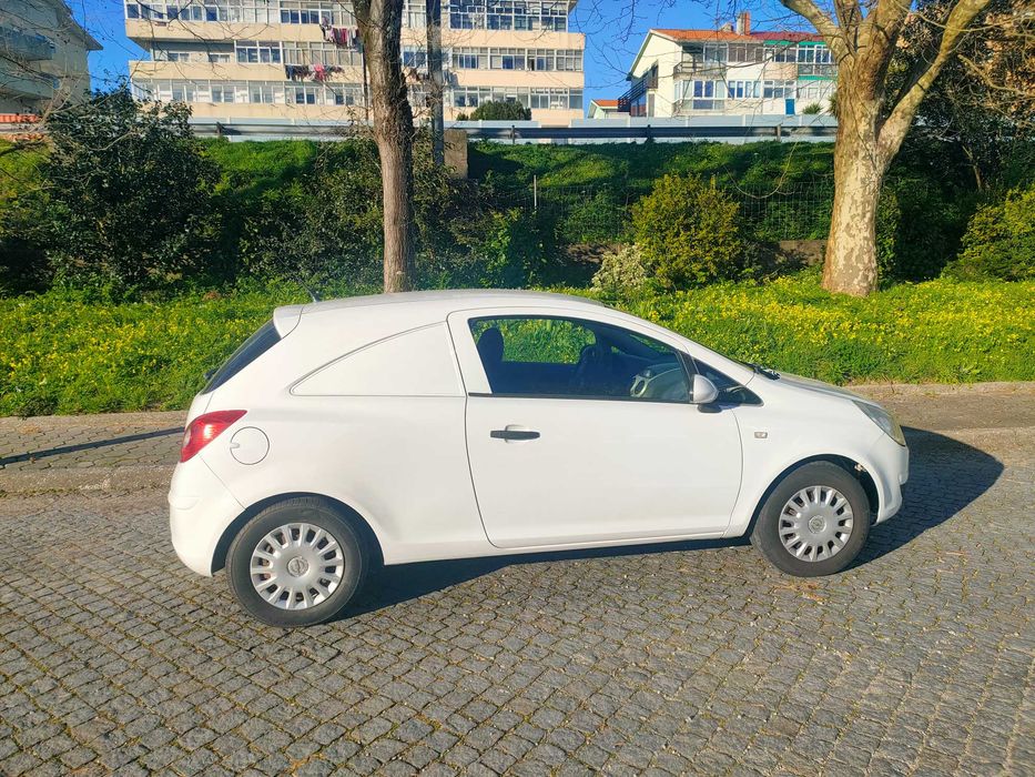 Opel Corsa 1.3 CDTI Comercial 2008 AC Inspeção Feita
