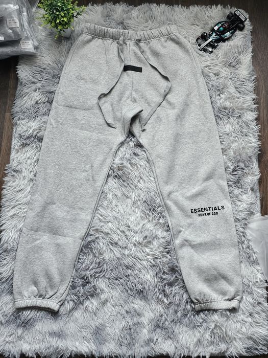 Штани Essentials S, M, L, XL з манжетами