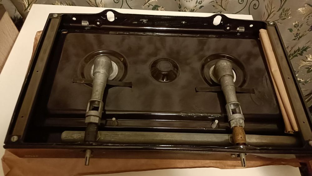 Плита газовая 2-хгорелочная,настольная, новая