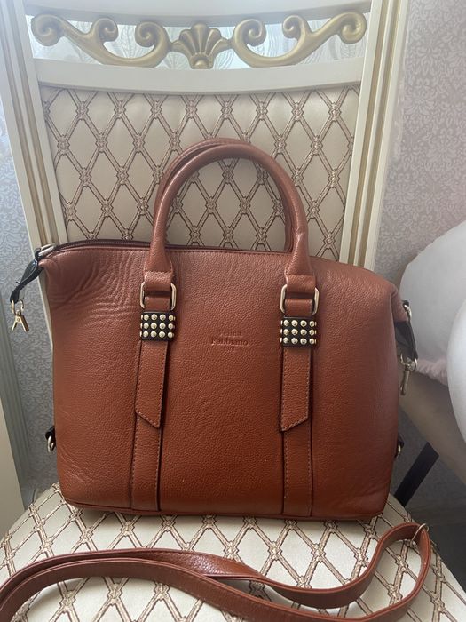 Жіноча сумка з мʼякоі екошкіри