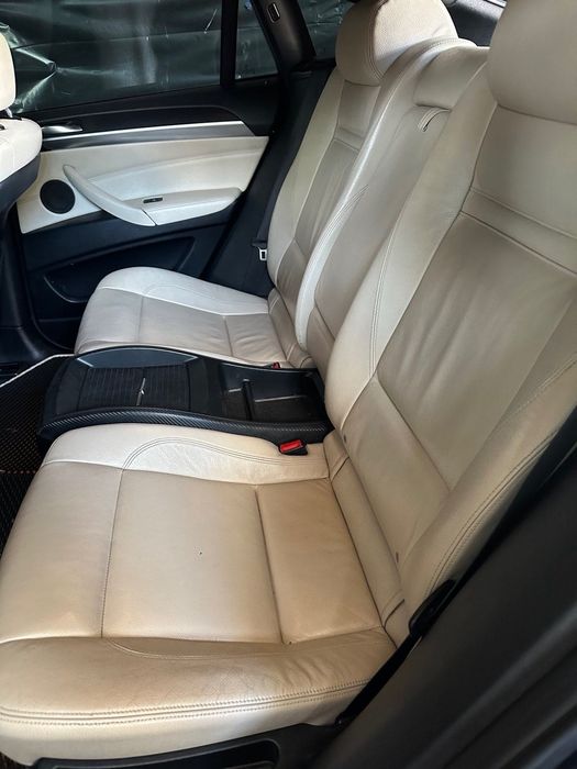 Салон BMW X6 білий