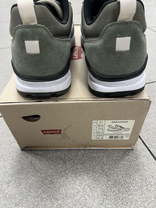 Levi's OATS REFRESH Dark Khaki  41 розмір