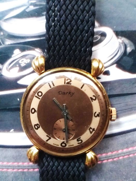 relogio darky corda manual