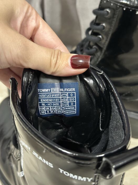 Ботинки чоботи tommy jeans 39