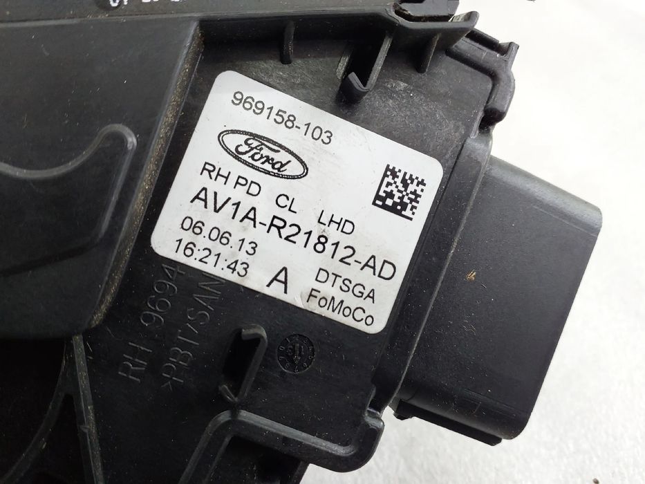 Fechadura / fecho porta frente direito FORD B-Max (JK)
