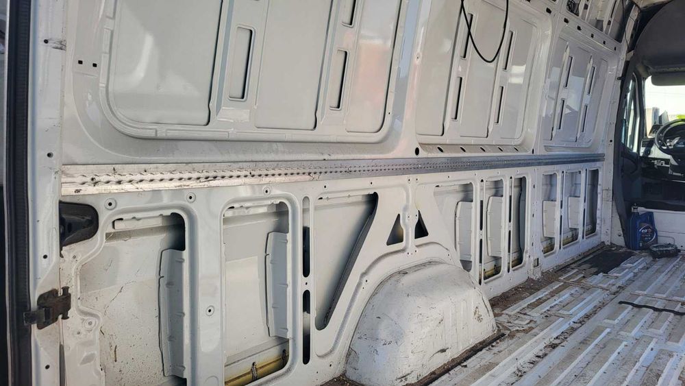 Такелажна рейка Смуга кріплення вантажу Крепление Груза Спринтер