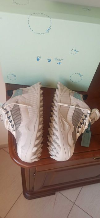 (r.42) Nowe buty Off-White Sneakersy Biały Beżowy off white