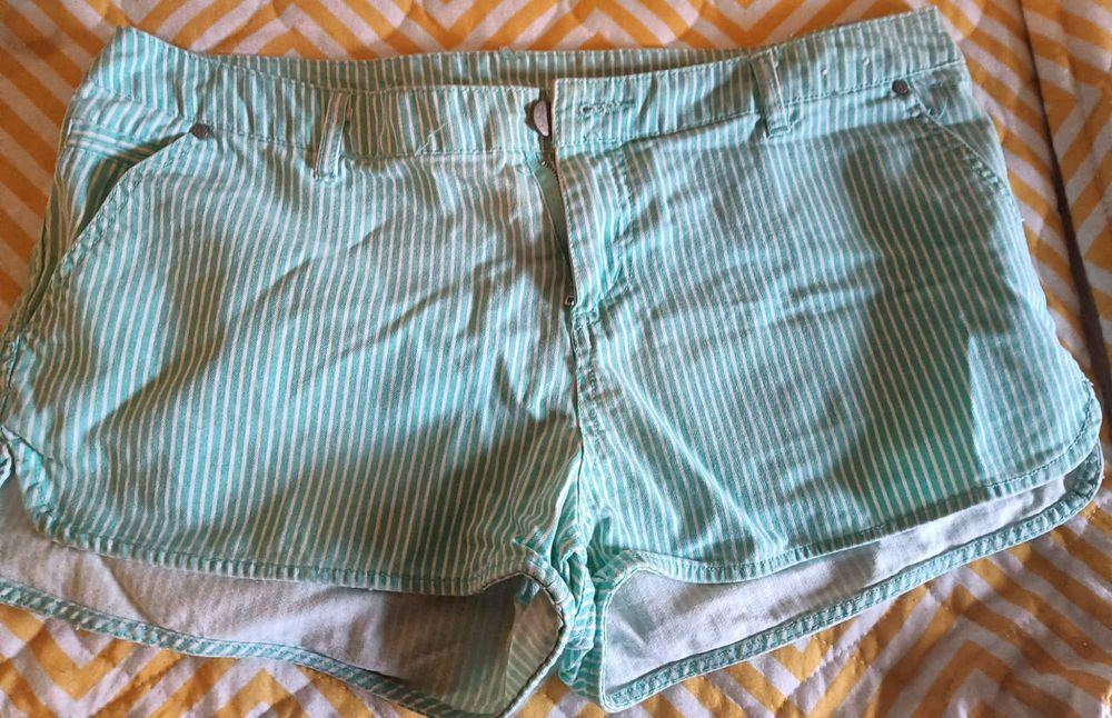 Calções Denim co. - Tam. 40
