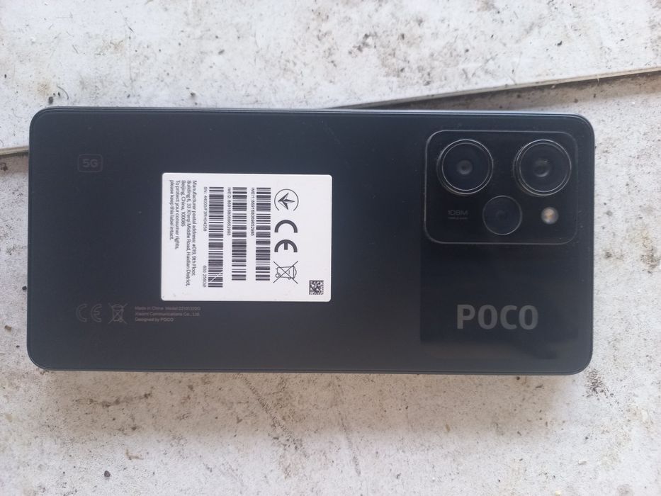 На запчасти или ремонт poco x 5 pro
