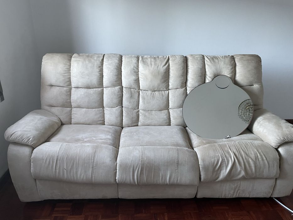 Sofa 3 lugares e espelho